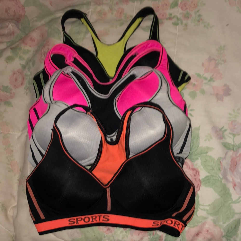 Sports bra